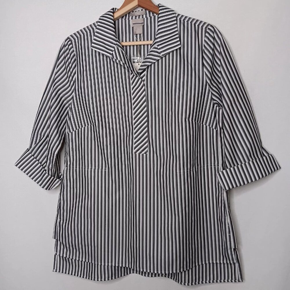 Chicos Womens Size 0 US 4/6 Blouse Gray Stripe Pullover Button Half Slv Shirt